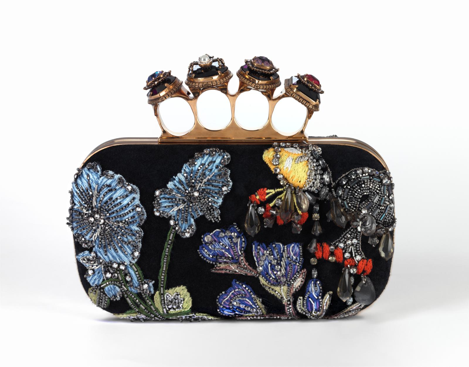 The V&A Museum Unpacks Our Obsession with Handbags - 1stDibs Introspective