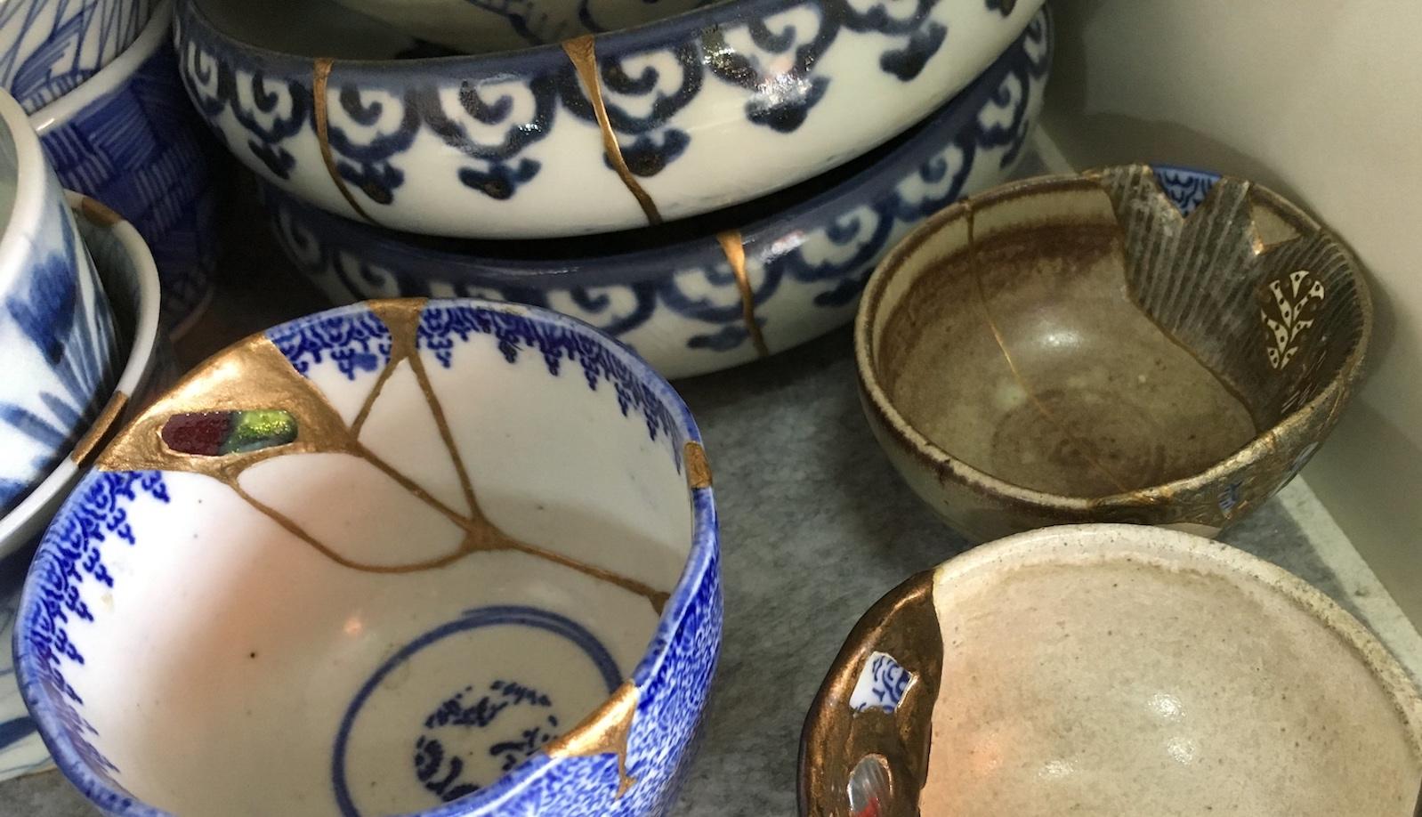 adding gold to broken pottery