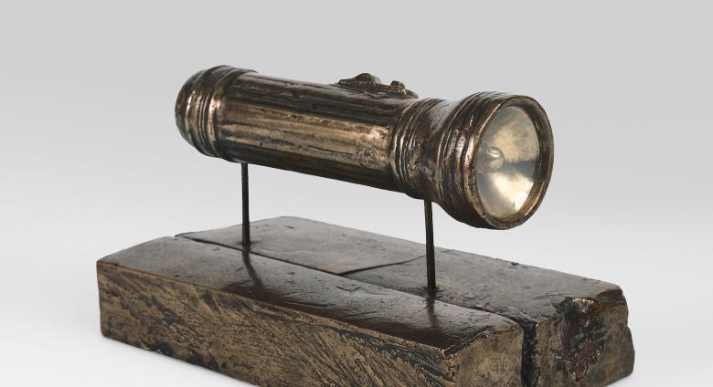 Jasper Johns, Flashlight, 1960 (cast c. 1979). Bronze and glass, 4 3/4 × 7 3/4 × 4 1/4 in. (12.1 × 19.7 × 10.8 cm). Ed. no. 2/3.